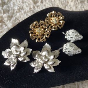 Lot of Vintage Sarah Coventry Earrings